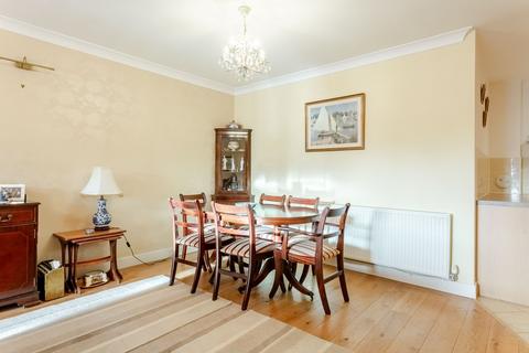 2 bedroom ground floor flat for sale, Barnton Grove, Edinburgh, EH4