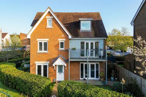 6 bedroom detached house for sale, The Moors, Redhill