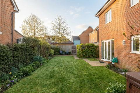 6 bedroom detached house for sale, The Moors, Redhill