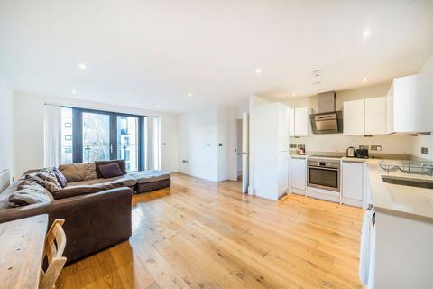 2 bedroom flat to rent, Bow Common Lane, London E3