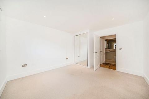 2 bedroom flat to rent, Bow Common Lane, London E3