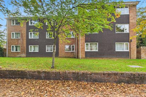 2 bedroom apartment for sale - Kingswood Court, Reading RG30