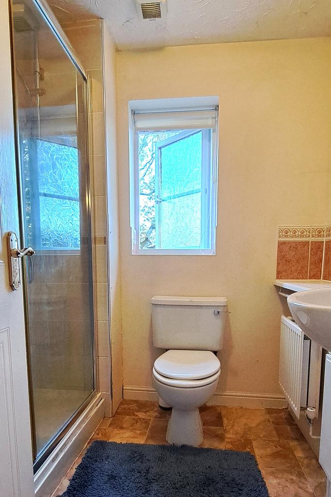 Family Shower Room