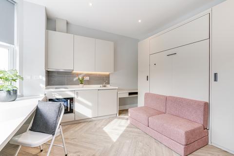 Studio to rent, at Hanger Lane, 15 Hanger Lane W5