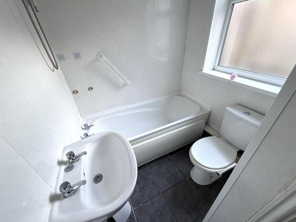 Ground floor bathroom