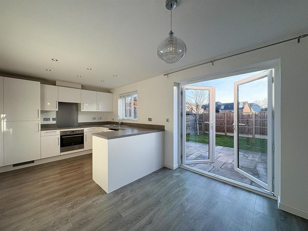 Kitchen-2.jpg