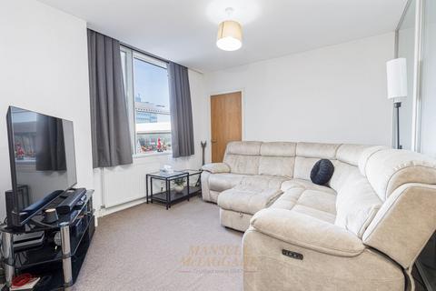 undefined, London Road, Crawley RH10