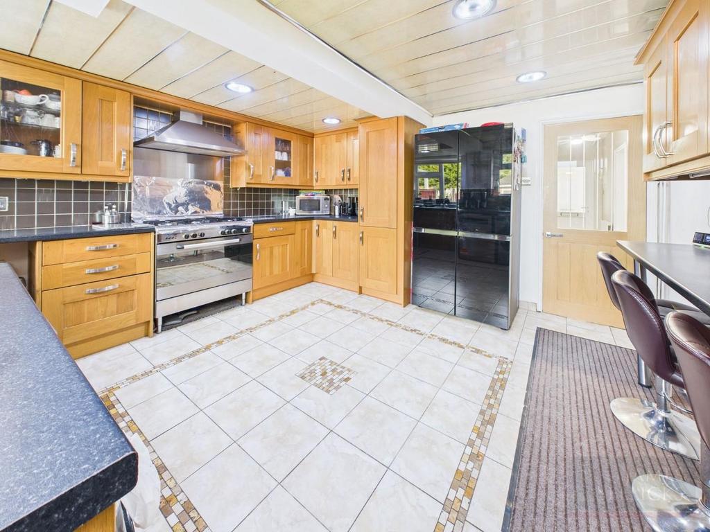 Extended Breakfast Kitchen