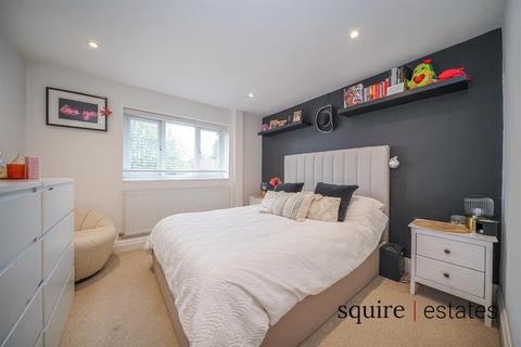 3 bedroom maisonette for sale, Chardins Close, Hemel Hempstead, HP1