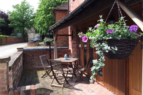 2 bedroom cottage to rent, Manor Lane, Warwick CV35