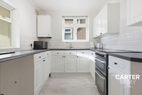 undefined, Turp Avenue, Grays, RM16