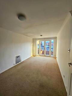 1 bedroom flat to rent, Slimbridge Close, Redditch