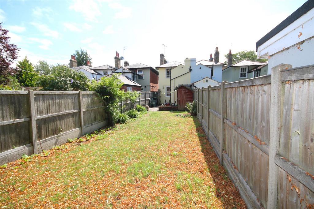 Rear Garden b.JPG