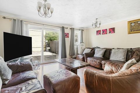 3 bedroom end of terrace house for sale, Joseph Hardcastle Close, London