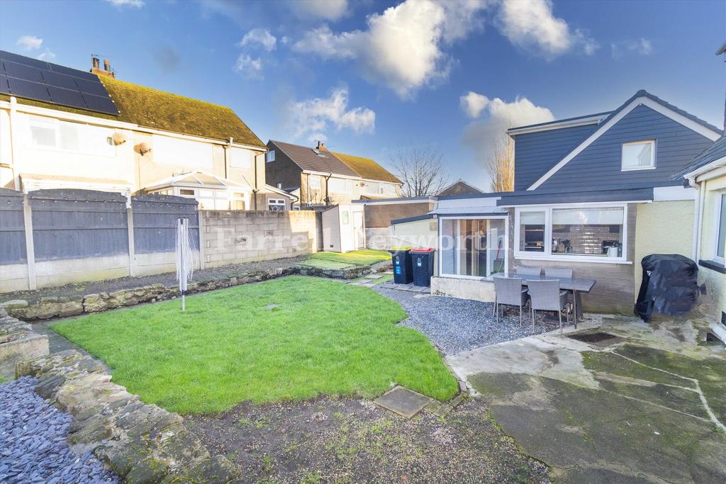 Rear garden view 3