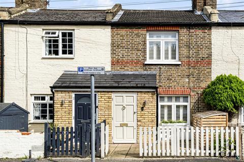 2 bedroom terraced house to rent, York Road, Kingston Upon Thames KT2