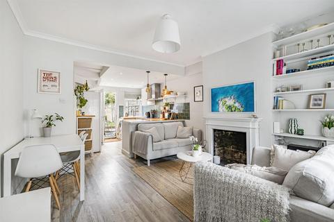 2 bedroom terraced house to rent, York Road, Kingston Upon Thames KT2