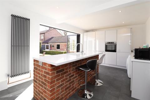 undefined, Grange Close, Full Sutton