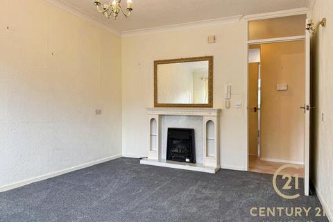 2 bedroom apartment for sale, Sylvan Court, Woolton, Liverpool, L25
