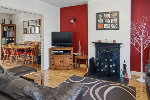 3 bedroom semi-detached house for sale, Manor Road, Banbury
