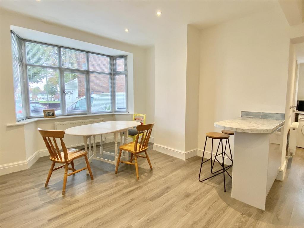 4 Coniston Rd-6.jpg
