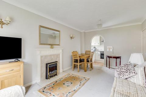 1 bedroom apartment for sale, Pond Court, The Ridgeway, Codicote, SG4
