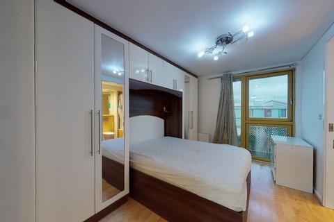 2 bedroom apartment to rent, Farnsworth Court, West Parkside, LONDON, SE10