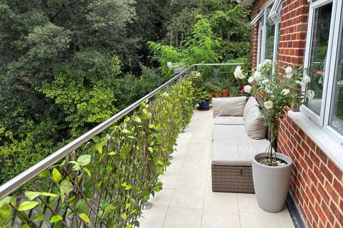 2 bedroom apartment for sale, Dean Park Road, Bournemouth, BH1