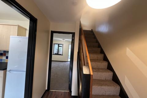 undefined, Deerhurst Close, Feltham TW13