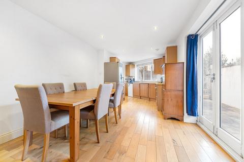 2 bedroom flat for sale, Arodene Road, SW2