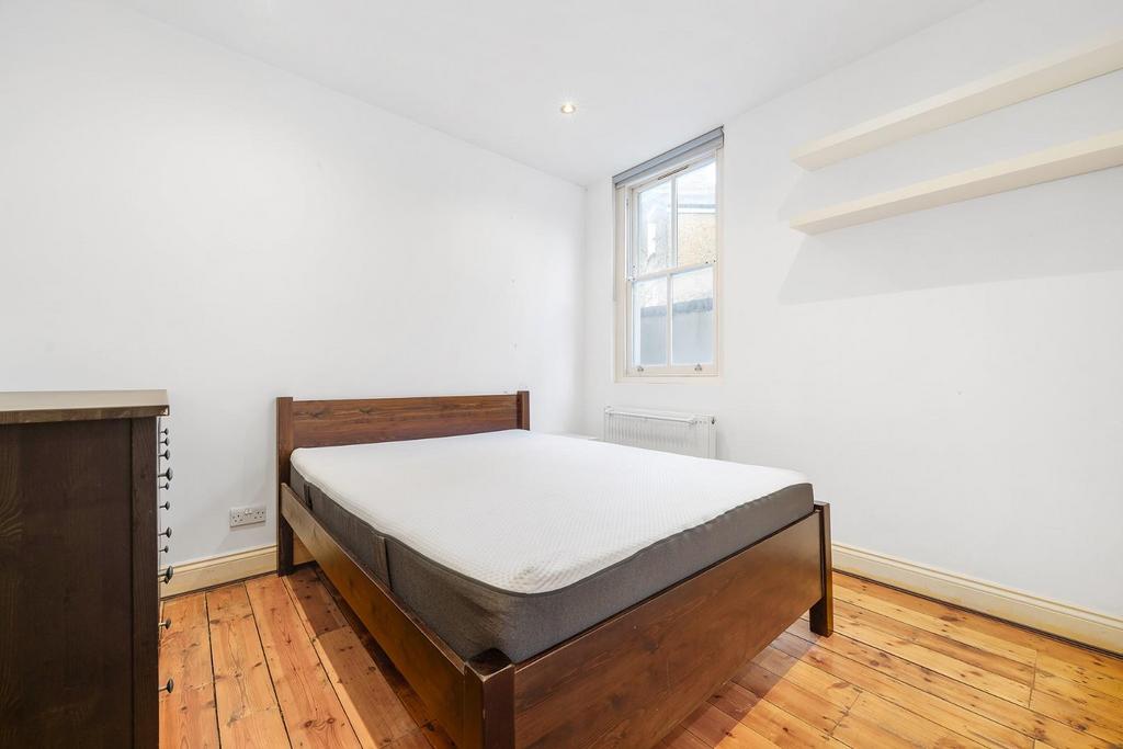 Bedroom 2.JPG