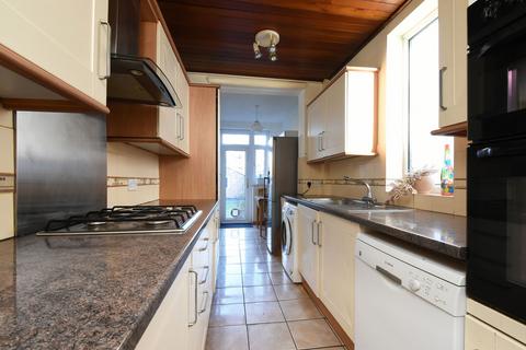3 bedroom end of terrace house for sale, Hawkesfield Road, London, SE23 2TN