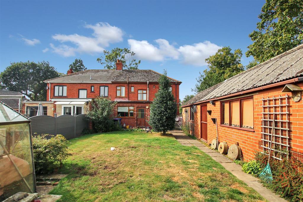 Rear Elevation.JPG
