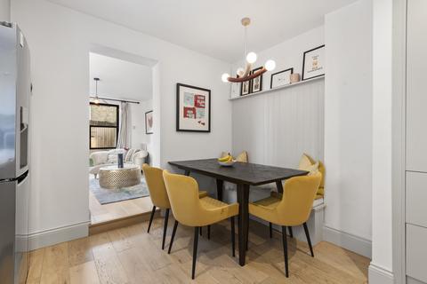 2 bedroom apartment for sale, Thornton Avenue, SW2