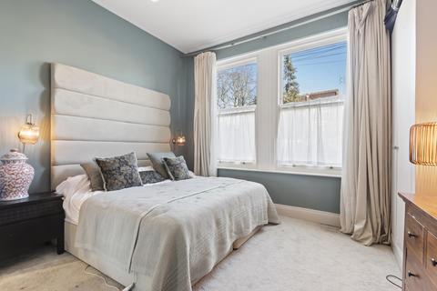 2 bedroom apartment for sale, Thornton Avenue, SW2