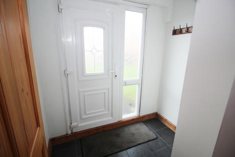 3 bedroom semi-detached house to rent, Dalton Road, Walsall WS2
