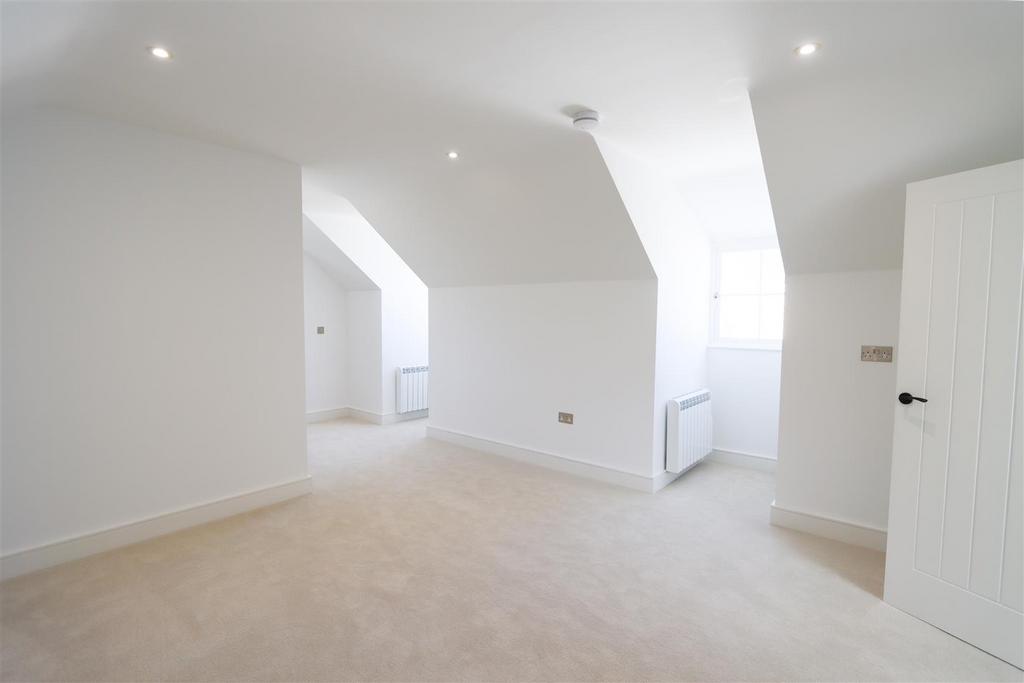 Upstairs bedroom edit 2.jpg
