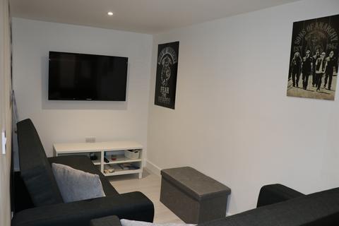 1 bedroom flat to rent, Millstone Lane, Leicester, LE1