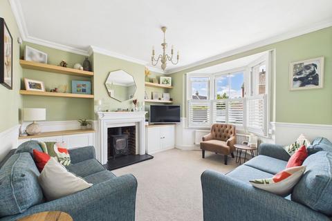 4 bedroom end of terrace house for sale, Bedford Road, Horsham RH13