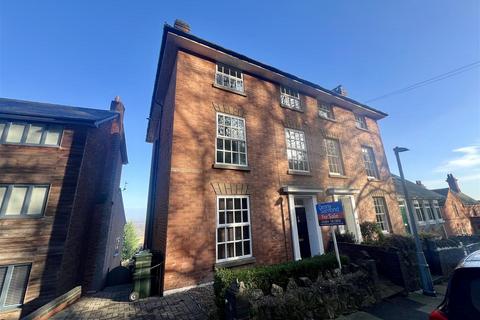 undefined, North Malvern Road, Malvern
