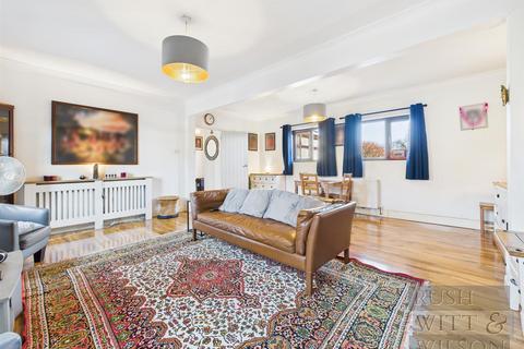 4 bedroom semi-detached house for sale, Darvel Down, Netherfield, Battle