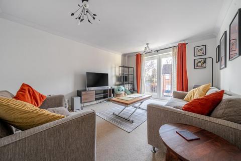 undefined, Hurst Road, Kennington TN24 9RN
