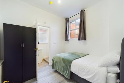 undefined, 6 Horsefair, Banbury OX16