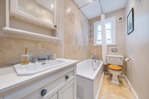 3 bedroom flat for sale, Aslett Street, Wandsworth, London, SW18