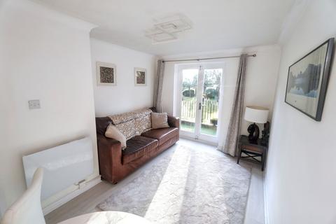 1 bedroom flat for sale, Queen Alexandra Road, High Wycombe HP11
