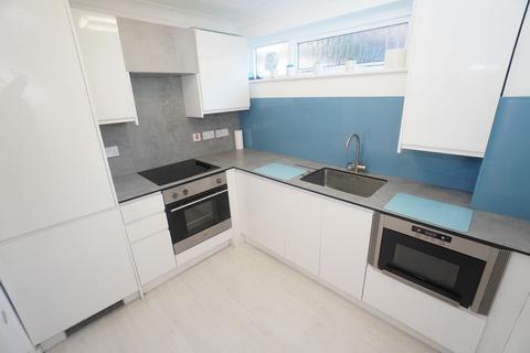 1 bedroom flat for sale, Queen Alexandra Road, High Wycombe HP11