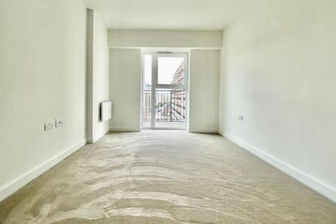 2 bedroom apartment for sale, Fairbank House, London NW9