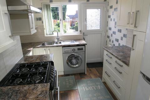 3 bedroom semi-detached house to rent, Tiled House Lane, Brierley Hill DY5