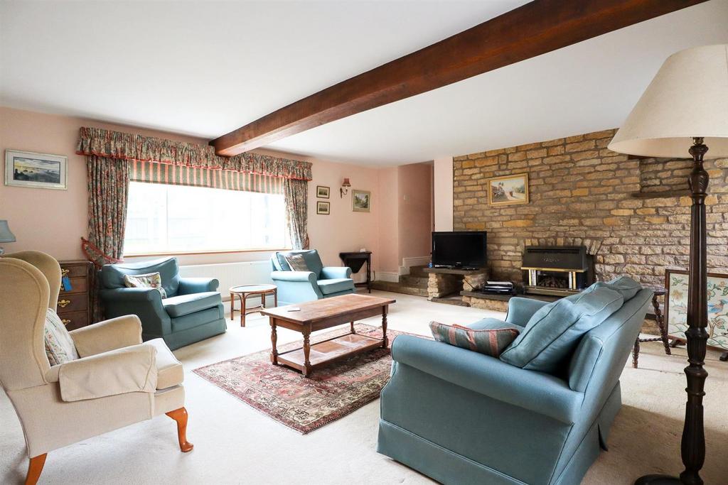 Sitting room.jpg