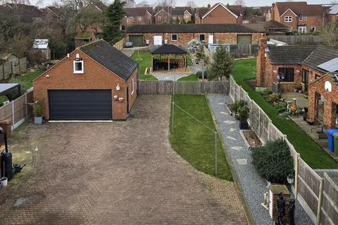 4 bedroom detached house for sale, Thorntree Lane, Goole